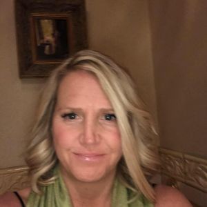 Meet your Posher, Corrie